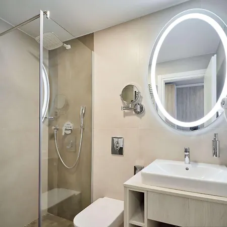 ホテル Radisson Centre 4*