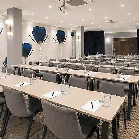 Szálloda Radisson Centre 4*
