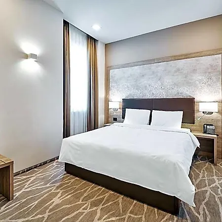 Szálloda Radisson Centre 4*
