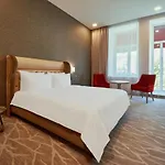 Radisson Centre 4*