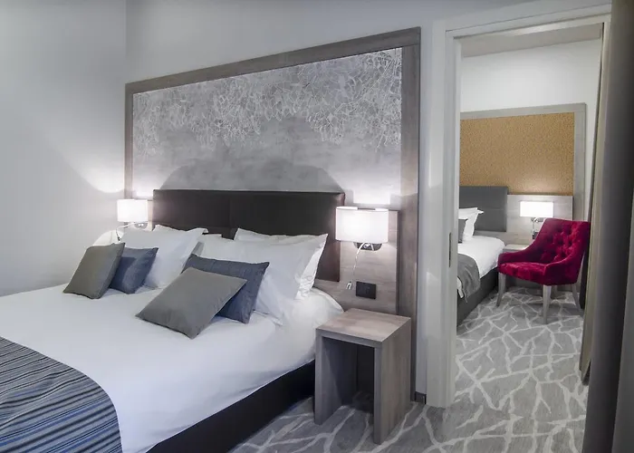 Radisson Centre 4* Одеса