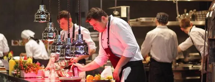 Radisson Centre 4* Одеса