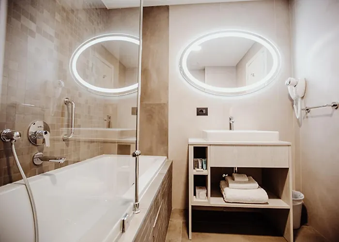 Radisson Centre Готель 4*